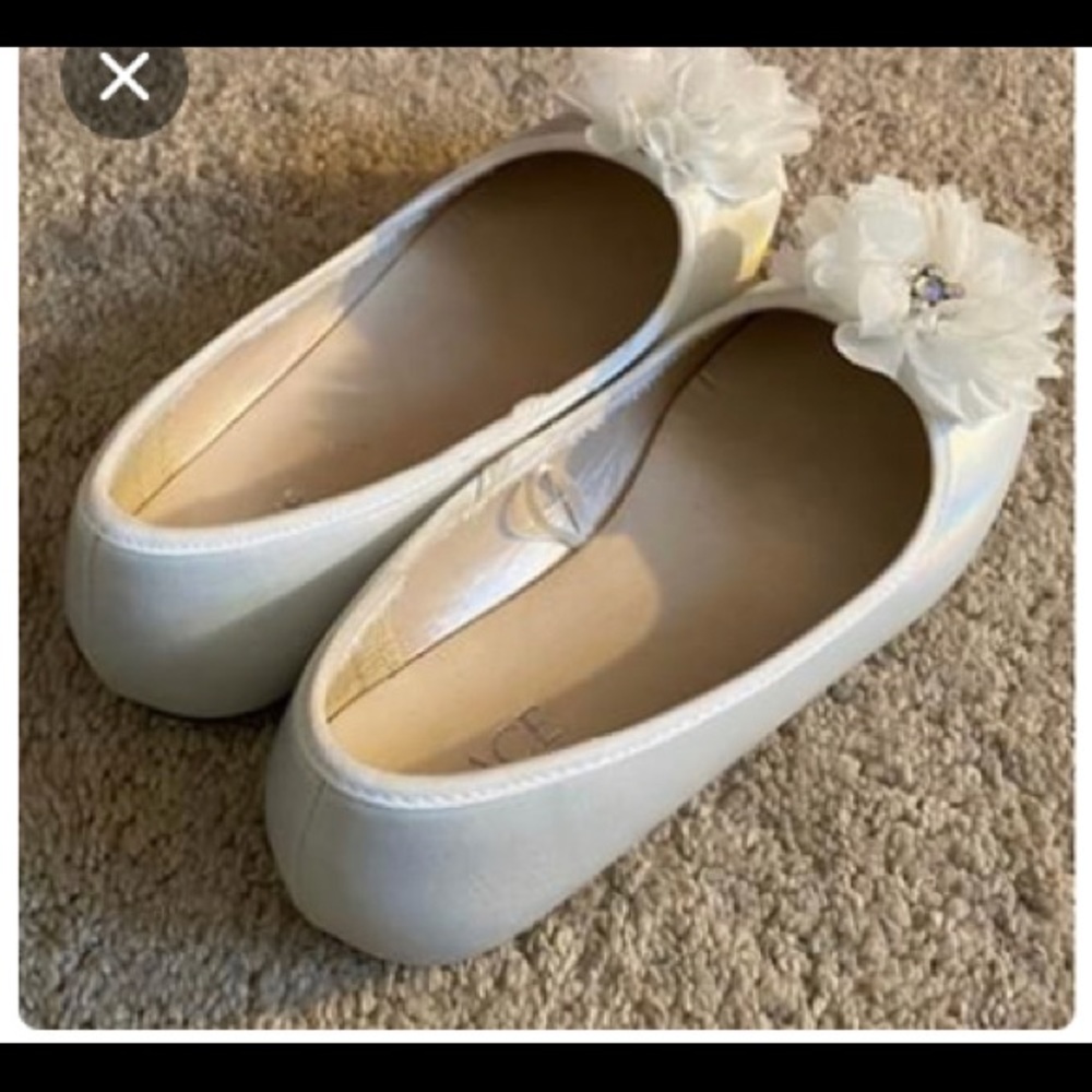 Flower Shoes - Picture 3 of 6